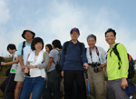 Hiking enthusiasts and alumni Peter Man (72/UC/SOC) and Billy Choi (82/CC/ECO) also contributed their sports talents to the University by serving as team leaders at the "Tree Planting Day of Environmental Protection Week 2007 and Opening Ceremony of CUHK Community Afforestation Scheme"
